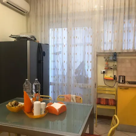 Casa Igea Marina Arancio A 50 Mt Dal Mare 벨레지아아지마리나